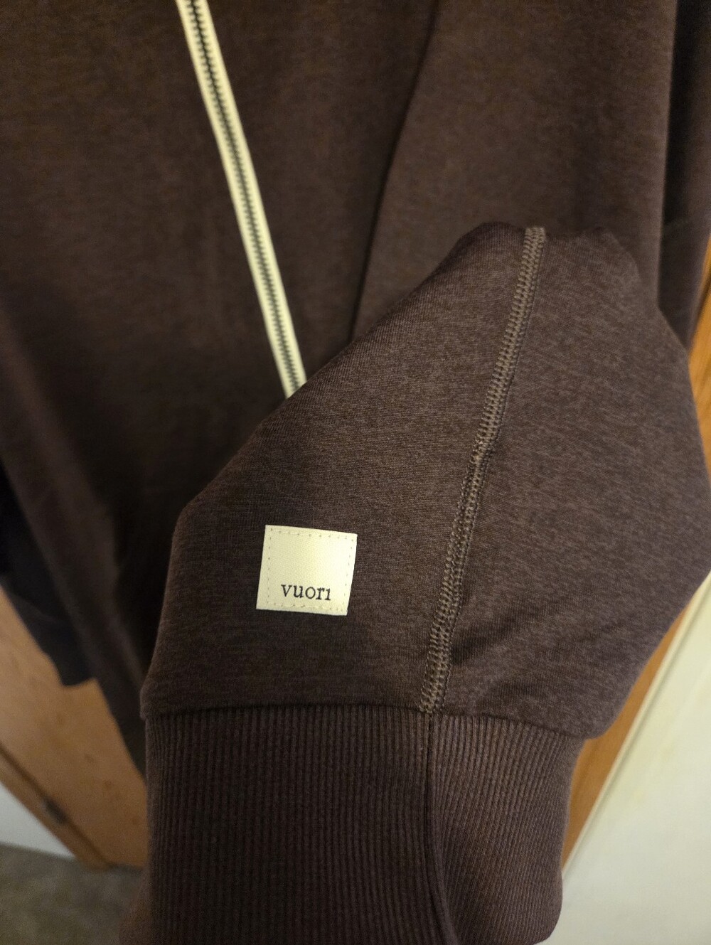 Vuori Halo Modern Full Zip Hoodie Sz Large Women's NWT - Picture 2 of 6